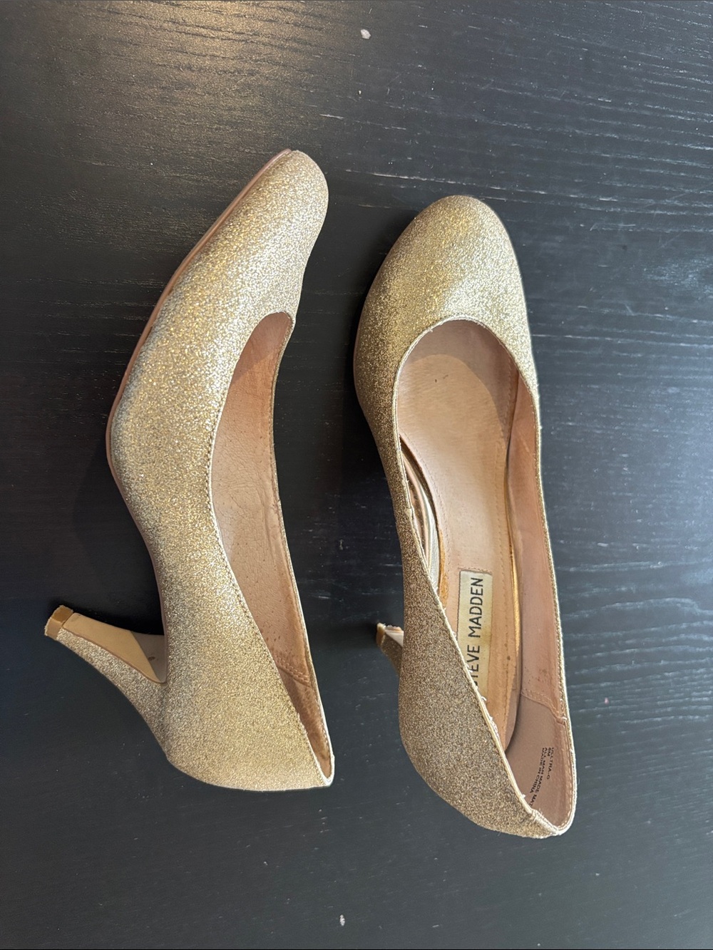 Steve Madden Gold Glitter Mid-Heel Pumps